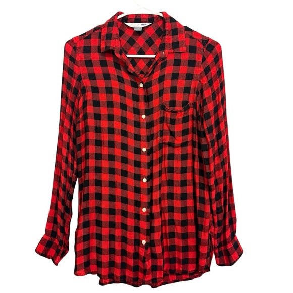 Old Navy Tops - 2/$15 Old Navy - Red and Black Plaid Long Sleeve Button Down “Classic Shirt”